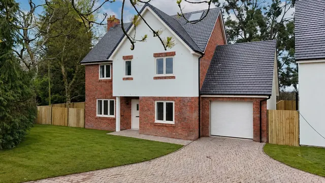 Stoney Hill, Stoney Hill, Lightmoor TF4 3QQ, photo 1