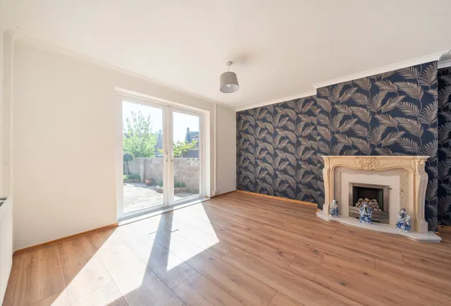 Photo 3 — Staveley Crescent, Bristol, BS10 6HR
