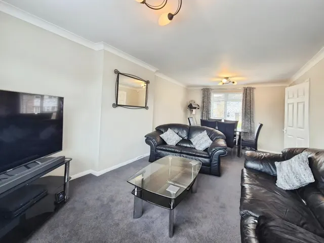 Vale Road, Yeovil, BA21, photo 3
