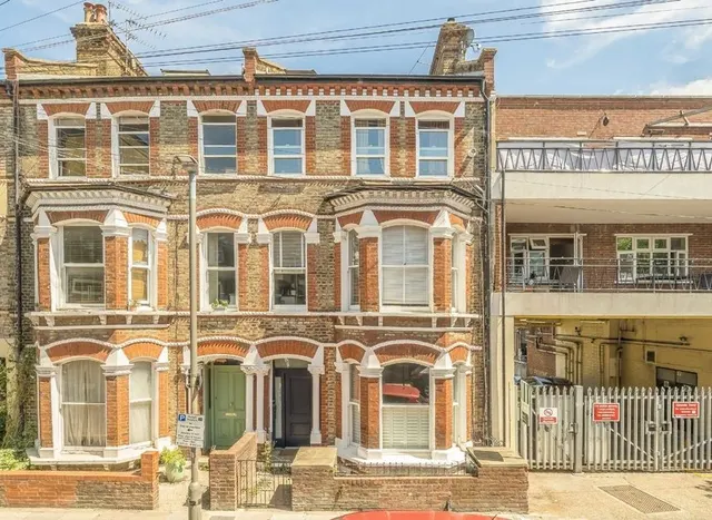 Severus Road, Clapham Junction, SW11, photo 1