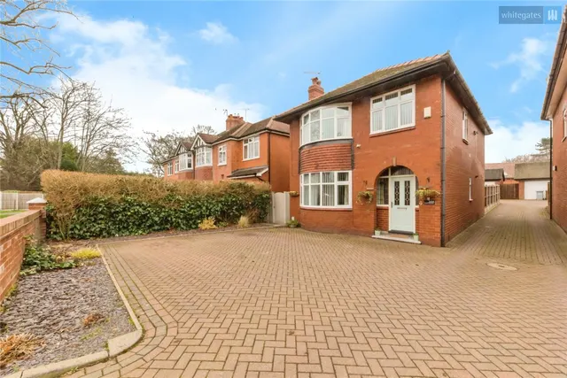 Crewe Road, Wistaston, CW5, photo 1