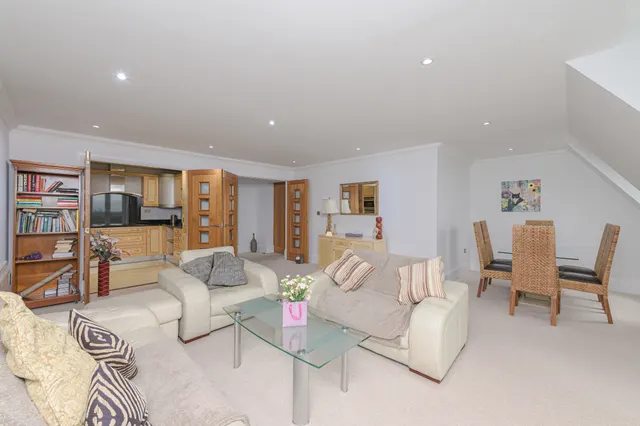 Lichfield Road, Sutton Coldfield, B74, photo 3