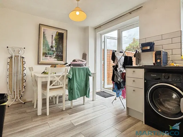 Smithy Drive, Park Farm, TN23, photo 3