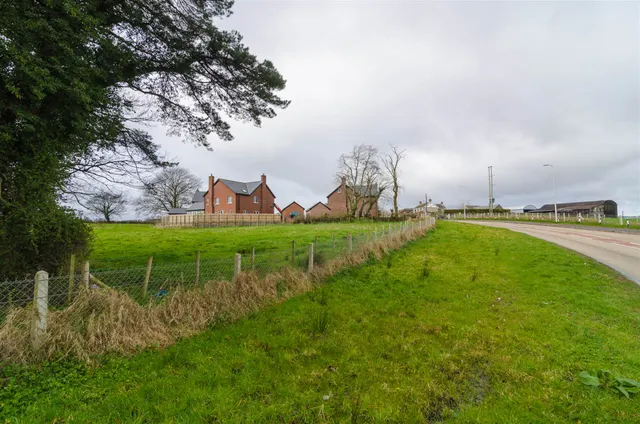 Hillhall Road, Drumbo, BT27, photo 1