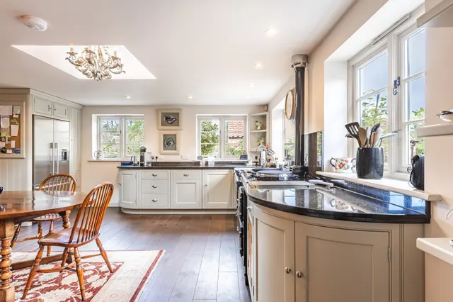 Handsome Detached Cottage in Stody, photo 2