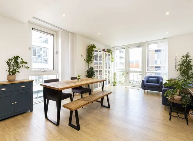 Violet Road, Bow, E3, photo 2