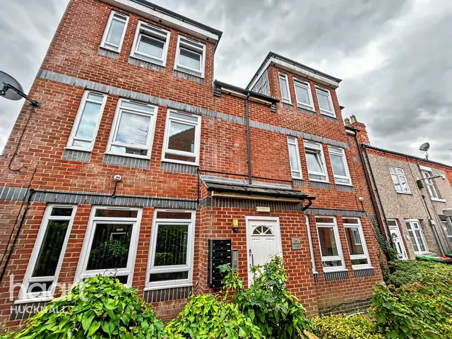 Titchfield Terrace, Nottingham, NG15, photo 2