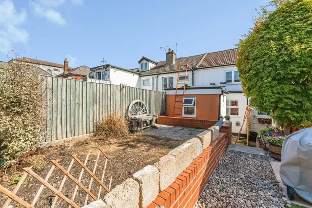 Rumbridge Street, Totton, SO40, photo 3