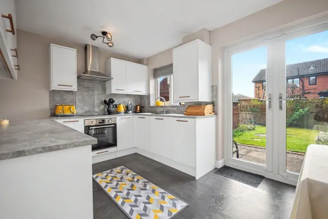 Holme Field, Ossett, WF5, photo 1