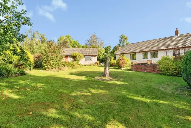 Cae Rhug Lane, Gwernaffield, CH7, photo 2
