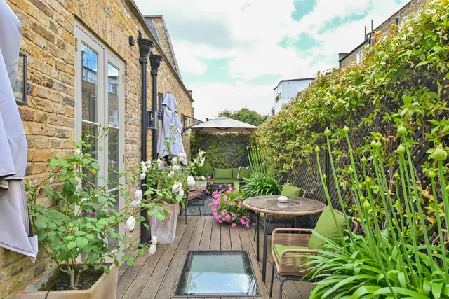 Photo 3 — Cresswell Place, Chelsea, London