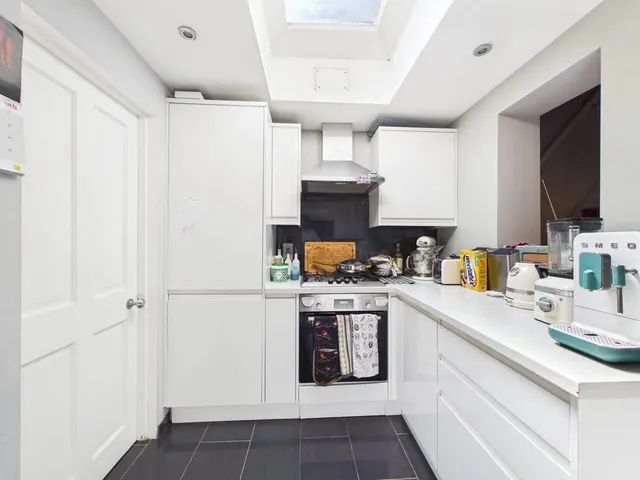 Worple Street, London, SW14, photo 3