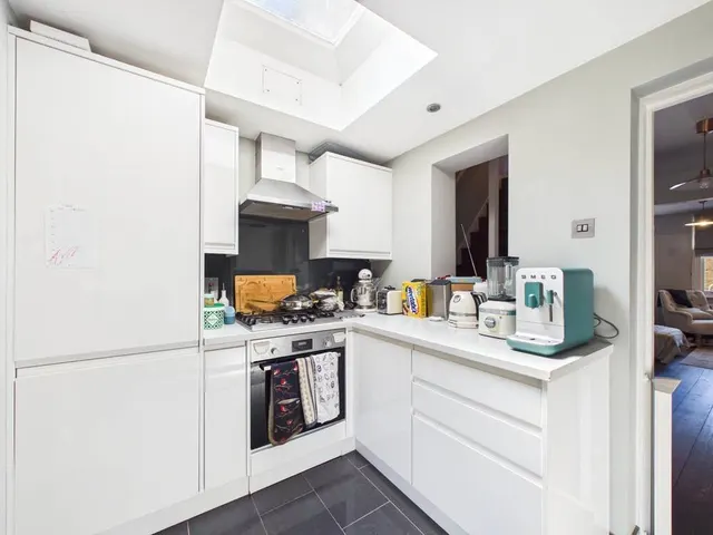 Worple Street, London, SW14, photo 2