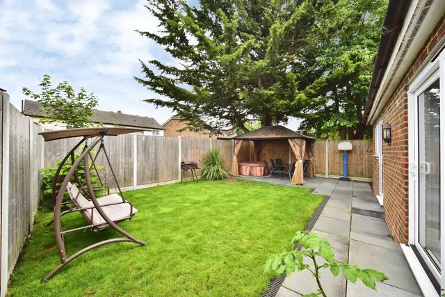 Courtenay Road, Maidstone, ME15, photo 1