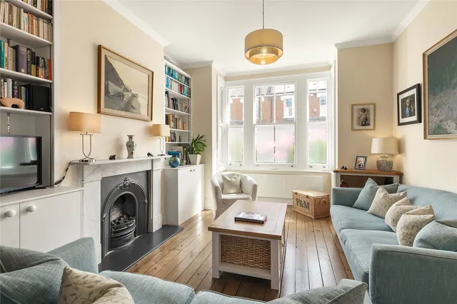 Photo 2 — Cupar Road, London, SW11