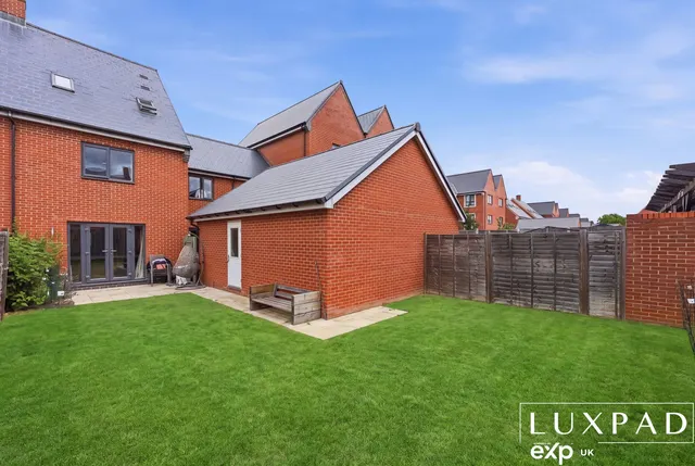 Photo 2 — 41 Whitmore Drive, Colchester, CO4 6BT