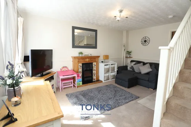 St. James Avenue, Rowley Regis, B65, photo 3