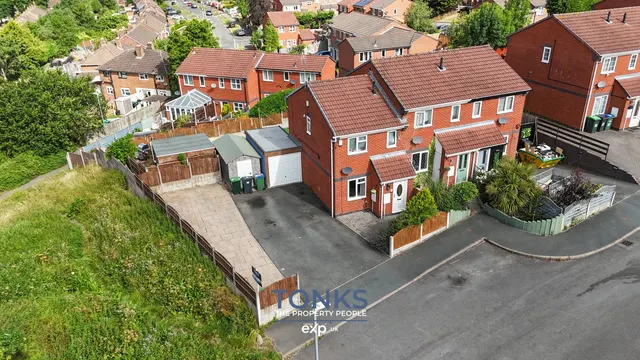 St. James Avenue, Rowley Regis, B65, photo 1