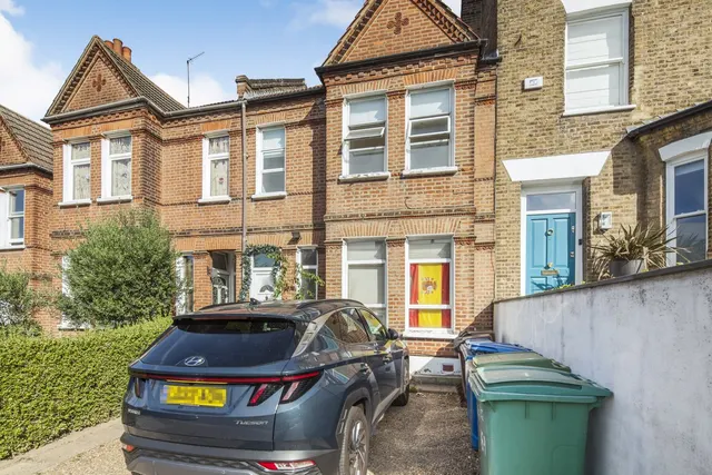 Photo 3 — Dunstans Road, Dulwich, SE22