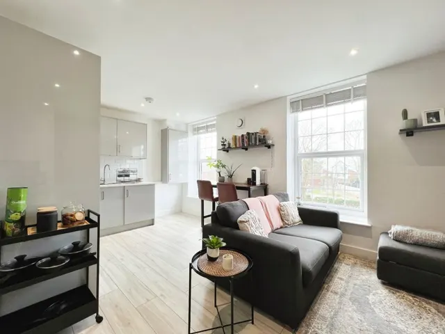 Major Close, Folkestone, CT20, photo 3