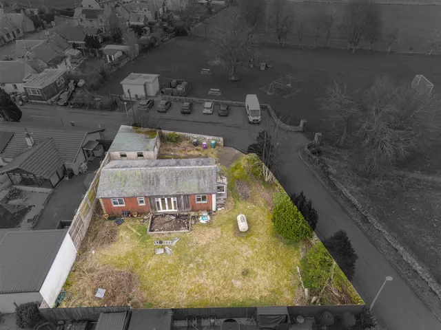 The Bungalow, Auchterhouse, photo 1