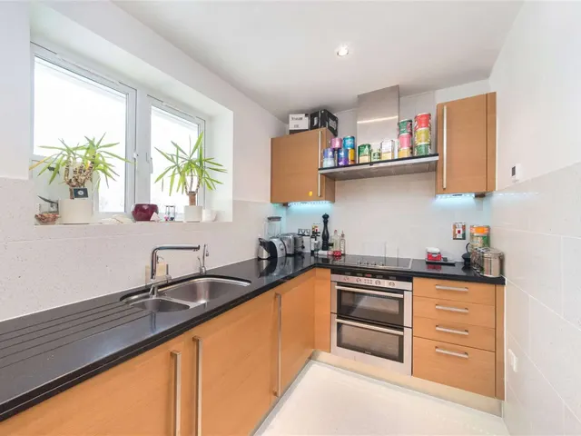 Strand Drive, Richmond, TW9, photo 3