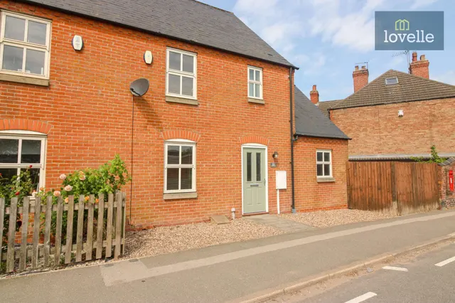 Newbridge Hill, Louth, LN11, photo 1