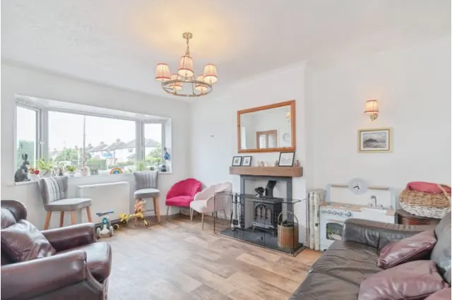 Gwendolin Avenue, Birstall, LE4, photo 3