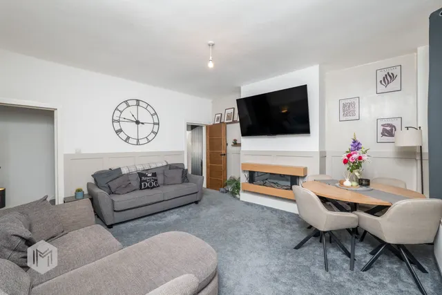 Grane Road, Haslingden, BB4, photo 2