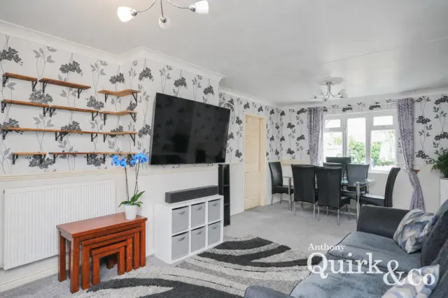 Muggeridge Road, Dagenham, RM10, photo 3