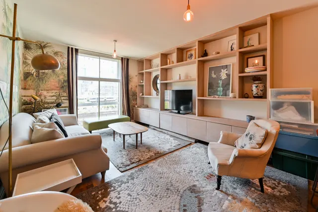 Apartment 48 Warwick Building Chelsea Bridge Wharf, 366 Queenstown Road, London, photo 1