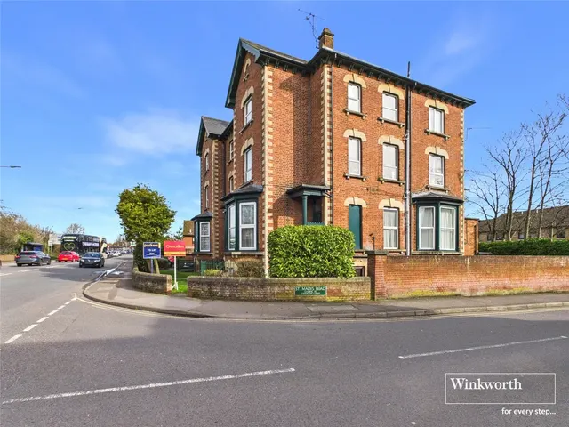 1 bedroom flat — London Road, Newbury, Berkshire, RG14