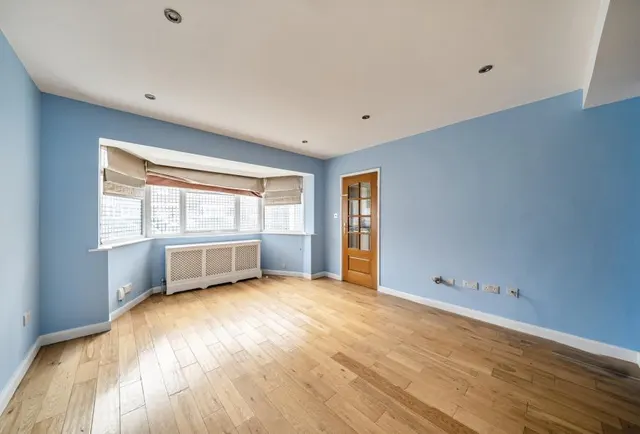 Brenley Close, Mitcham, CR4, photo 3