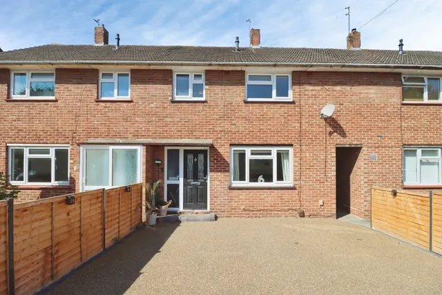 Comyn Walk, Bristol, BS16, photo 1
