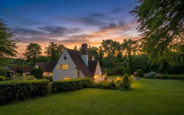 Lunghurst Road, Woldingham, CR3, photo 1