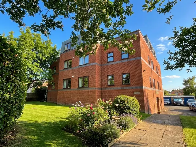 130 Hales Road, Cheltenham, GL52, photo 1
