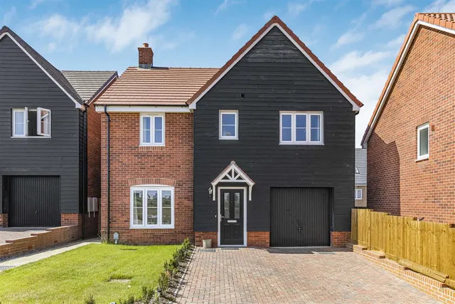 Dutfield Close, Haverhill, CB9, photo 1