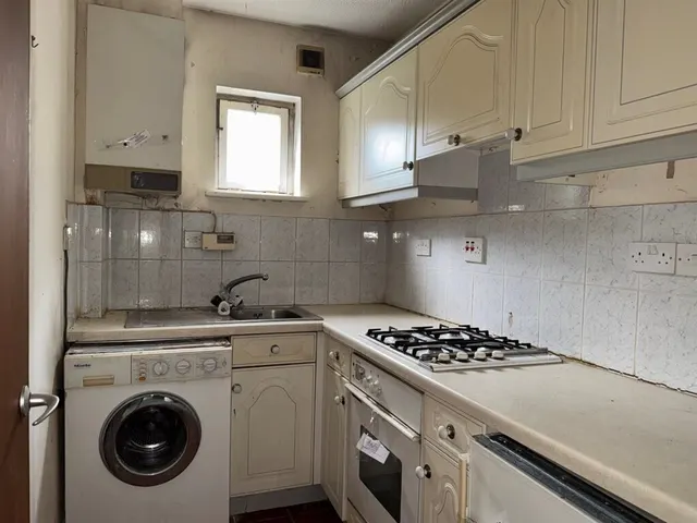 London Road, Ascot, SL5, photo 3