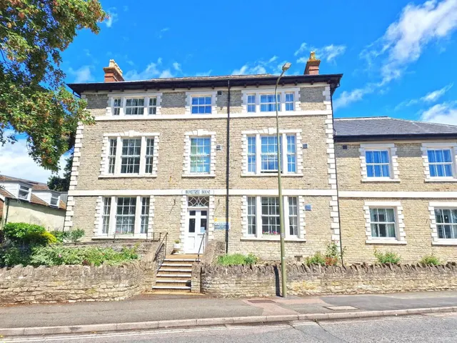 London Road, Bicester, OX26, photo 2