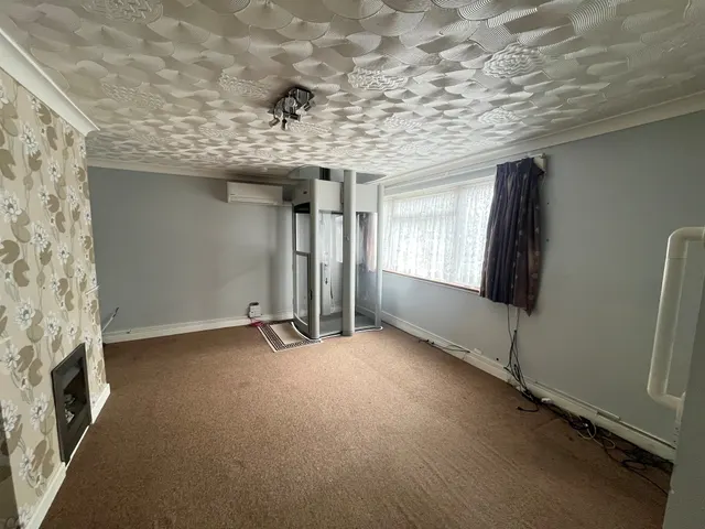 Prospect Lane, Havant, PO9, photo 2