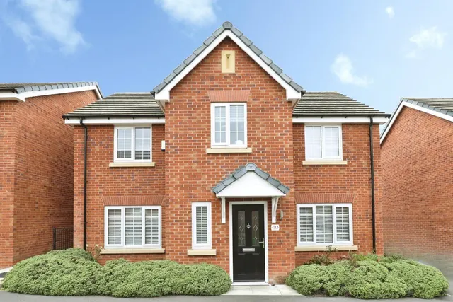 Alfred King Close, Crewe, CW2, photo 1