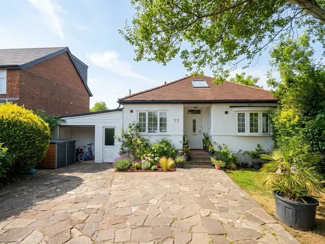 Devonshire Road, Mill Hill, NW7, photo 1