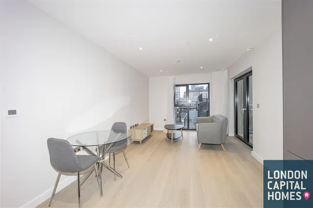 Ufford Street, London, photo 1