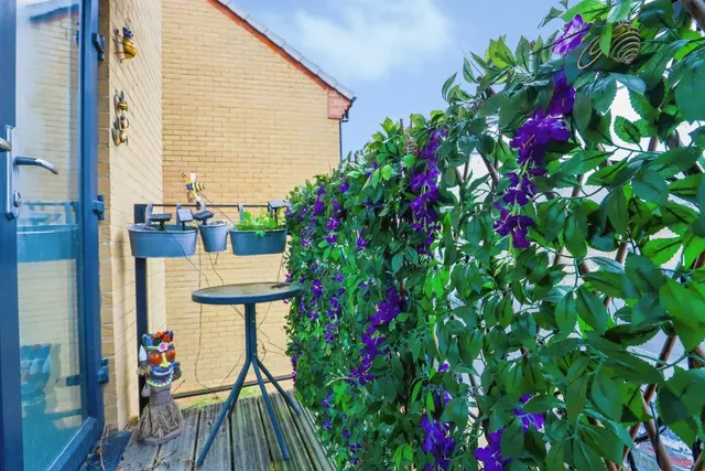 Lywood Drive, Sittingbourne, ME10, photo 2