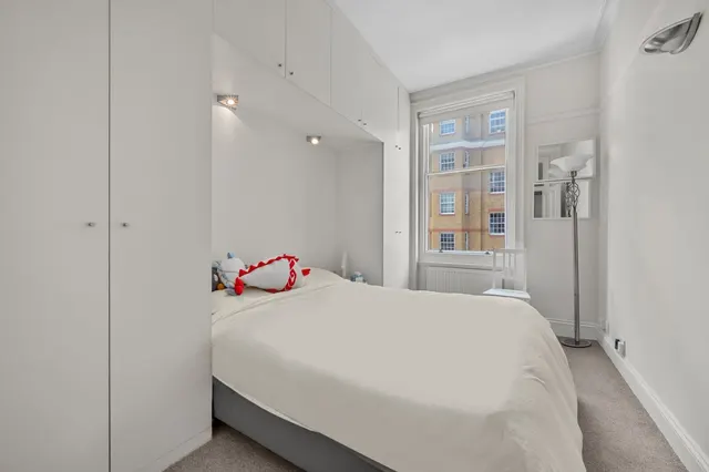 Ridgmount Gardens, London, WC1E, photo 1