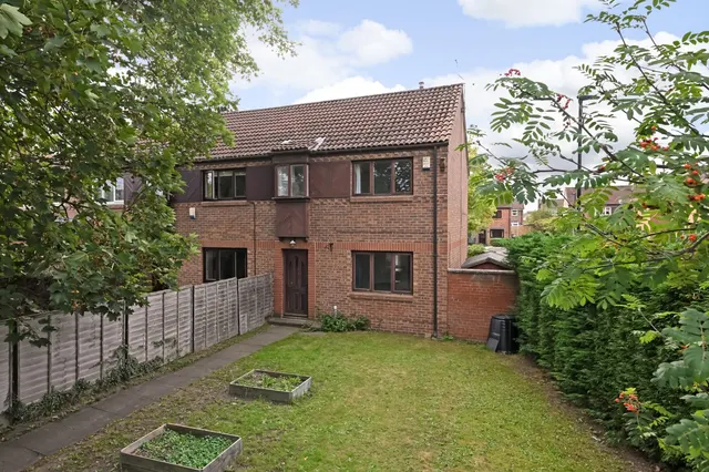 Osbaldwick Lane, York, YO10, photo 1