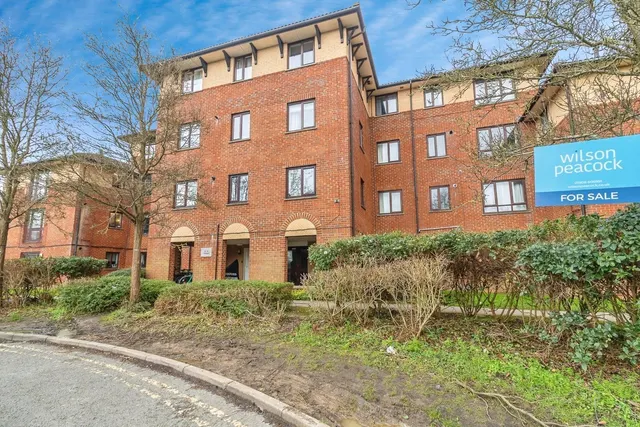 Moorgate, Leadenhall, MK6, photo 1