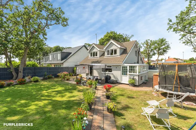 Bryn Cwnin Road, Rhyl, LL18, photo 1