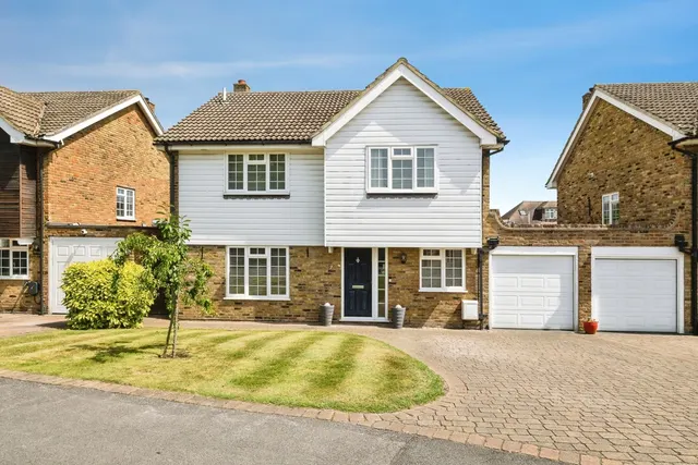 Roseacre Close, Hornchurch, RM11, photo 1