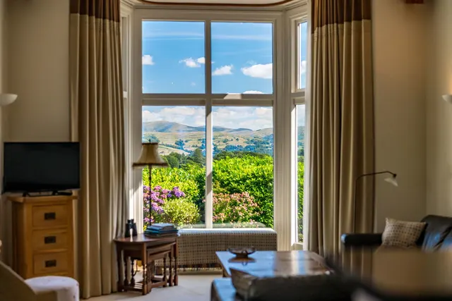 Highfield House, Hawkshead Hill, LA22, photo 3
